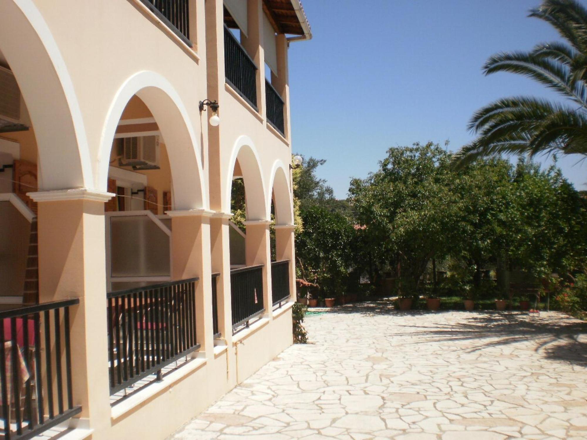 Apartment Loukas Family